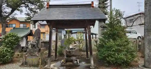 生出森八幡神社(里宮)の手水舎