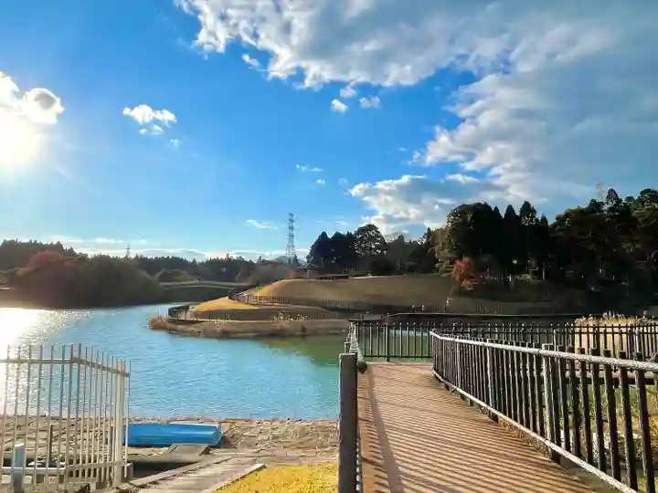 高塚池 弁財天の社の周辺