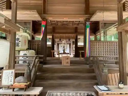 小御門神社の本殿・本堂