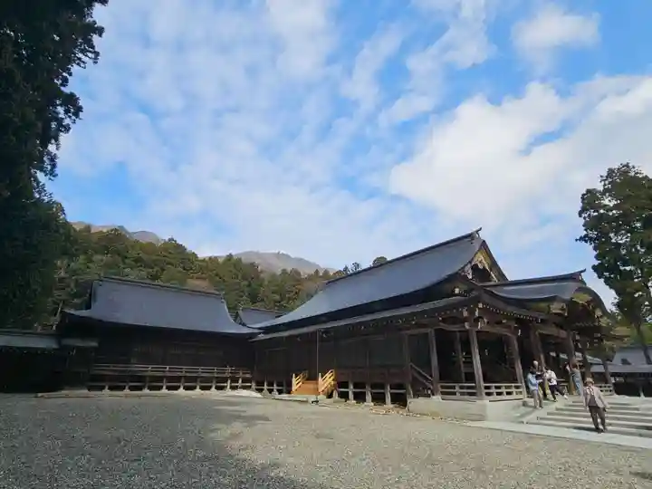彌彦神社(新潟県)