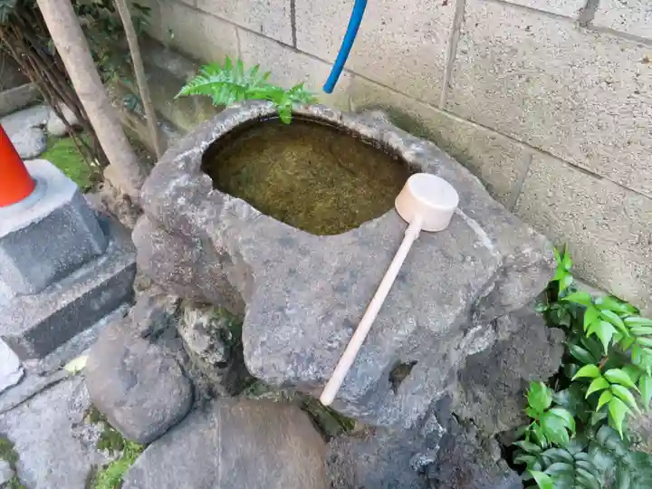 太郎稲荷神社の手水舎