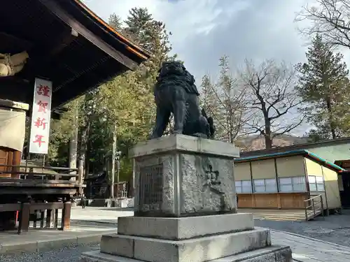 諏訪大社下社秋宮(長野県)