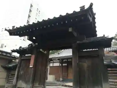 寳塔寺の山門・神門