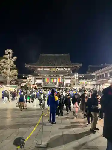 川崎大師（平間寺）の{uncategorized: "未分類", other: "その他", undefined: "問題あり", building: "その他建物", grave: "お墓", sacred_gate: "鳥居", guardian: "狛犬", statue: "像", buddha: "仏像", history: "歴史", nature: "自然", garden: "庭園", animal: "動物", pagoda: "塔", temizu: "手水舎", mountain_gate: "山門・神門", sanctuary: "本殿・本堂", subordinate: "末社・摂社", art: "芸術", scenery: "景色", jizo: "地蔵", ema: "絵馬", goshuin: "御朱印", omikuji: "おみくじ", items: "授与品その他", amulet: "お守り", goshuincho: "御朱印帳", eats: "食事", festival: "お祭り", votive_dance: "神楽", shichigosan: "七五三参", wedding: "結婚式", experience: "体験その他", initially: "初詣", around: "周辺", anti_infection: "感染症対策"}