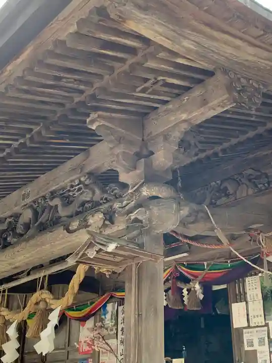 磐椅神社の芸術