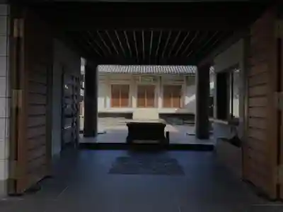 東長寺の山門・神門