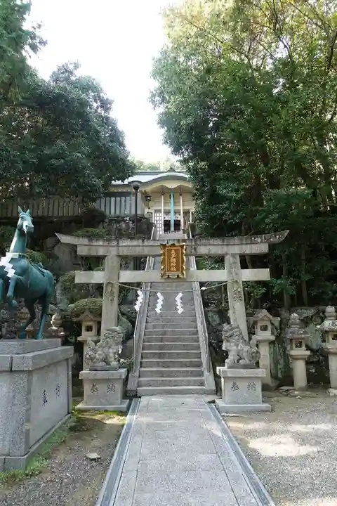 美多彌神社の本殿・本堂