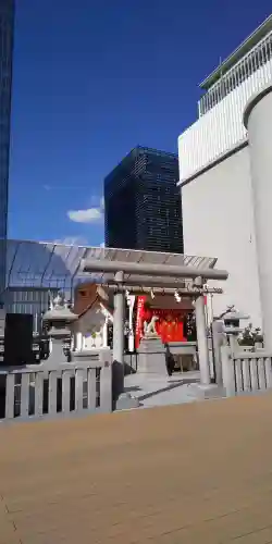 三囲神社銀座摂社の鳥居