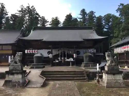 大神神社の本殿・本堂