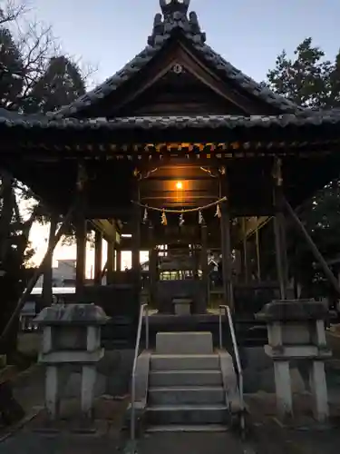 神明神社の本殿