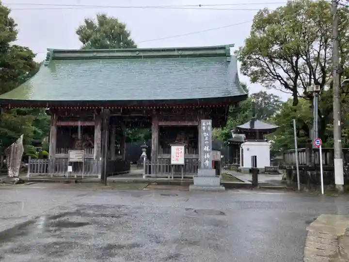 勝福寺の山門・神門