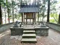 八柱神社 (上村)の{uncategorized: "未分類", other: "その他", undefined: "問題あり", building: "その他建物", grave: "お墓", sacred_gate: "鳥居", guardian: "狛犬", statue: "像", buddha: "仏像", history: "歴史", nature: "自然", garden: "庭園", animal: "動物", pagoda: "塔", temizu: "手水舎", mountain_gate: "山門・神門", sanctuary: "本殿・本堂", subordinate: "末社・摂社", art: "芸術", scenery: "景色", jizo: "地蔵", ema: "絵馬", goshuin: "御朱印", omikuji: "おみくじ", items: "授与品その他", amulet: "お守り", goshuincho: "御朱印帳", eats: "食事", festival: "お祭り", votive_dance: "神楽", shichigosan: "七五三参", wedding: "結婚式", experience: "体験その他", initially: "初詣", around: "周辺", anti_infection: "感染症対策"}