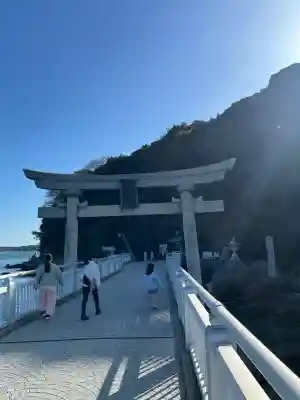八百富神社の{uncategorized: "未分類", other: "その他", undefined: "問題あり", building: "その他建物", grave: "お墓", sacred_gate: "鳥居", guardian: "狛犬", statue: "像", buddha: "仏像", history: "歴史", nature: "自然", garden: "庭園", animal: "動物", pagoda: "塔", temizu: "手水舎", mountain_gate: "山門・神門", sanctuary: "本殿・本堂", subordinate: "末社・摂社", art: "芸術", scenery: "景色", jizo: "地蔵", ema: "絵馬", goshuin: "御朱印", omikuji: "おみくじ", items: "授与品その他", amulet: "お守り", goshuincho: "御朱印帳", eats: "食事", festival: "お祭り", votive_dance: "神楽", shichigosan: "七五三参", wedding: "結婚式", experience: "体験その他", initially: "初詣", around: "周辺", anti_infection: "感染症対策"}