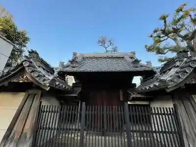 常順寺の山門・神門