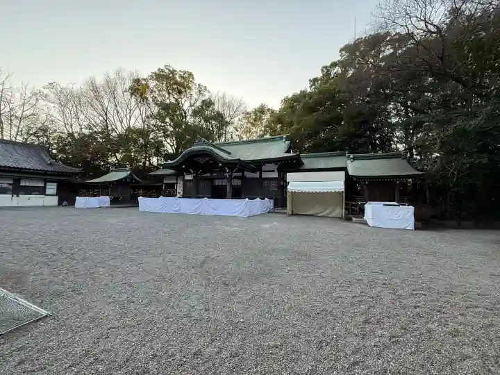 上知我麻神社(熱田神宮摂社)の{uncategorized: "未分類", other: "その他", undefined: "問題あり", building: "その他建物", grave: "お墓", sacred_gate: "鳥居", guardian: "狛犬", statue: "像", buddha: "仏像", history: "歴史", nature: "自然", garden: "庭園", animal: "動物", pagoda: "塔", temizu: "手水舎", mountain_gate: "山門・神門", sanctuary: "本殿・本堂", subordinate: "末社・摂社", art: "芸術", scenery: "景色", jizo: "地蔵", ema: "絵馬", goshuin: "御朱印", omikuji: "おみくじ", items: "授与品その他", amulet: "お守り", goshuincho: "御朱印帳", eats: "食事", festival: "お祭り", votive_dance: "神楽", shichigosan: "七五三参", wedding: "結婚式", experience: "体験その他", initially: "初詣", around: "周辺", anti_infection: "感染症対策"}