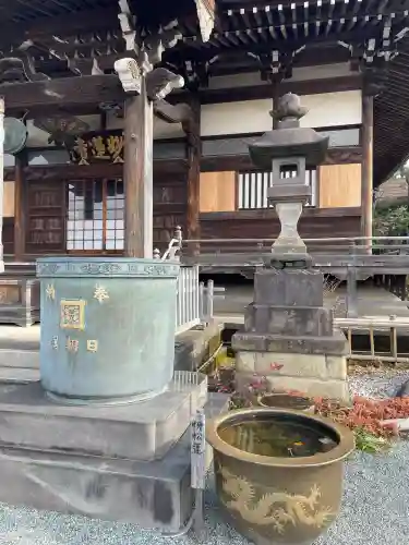 妙蓮寺の{uncategorized: "未分類", other: "その他", undefined: "問題あり", building: "その他建物", grave: "お墓", sacred_gate: "鳥居", guardian: "狛犬", statue: "像", buddha: "仏像", history: "歴史", nature: "自然", garden: "庭園", animal: "動物", pagoda: "塔", temizu: "手水舎", mountain_gate: "山門・神門", sanctuary: "本殿・本堂", subordinate: "末社・摂社", art: "芸術", scenery: "景色", jizo: "地蔵", ema: "絵馬", goshuin: "御朱印", omikuji: "おみくじ", items: "授与品その他", amulet: "お守り", goshuincho: "御朱印帳", eats: "食事", festival: "お祭り", votive_dance: "神楽", shichigosan: "七五三参", wedding: "結婚式", experience: "体験その他", initially: "初詣", around: "周辺", anti_infection: "感染症対策"}