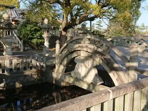 若一王子社の庭園