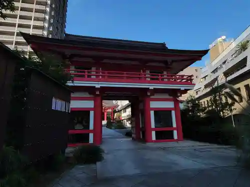 成子天神社の山門・神門