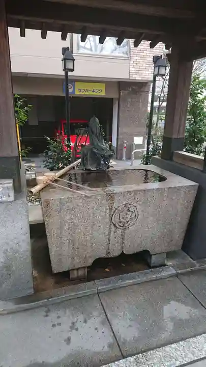 白龍神社の手水舎