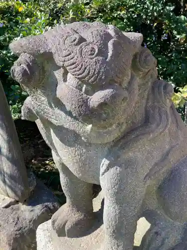 鶴見神社の狛犬