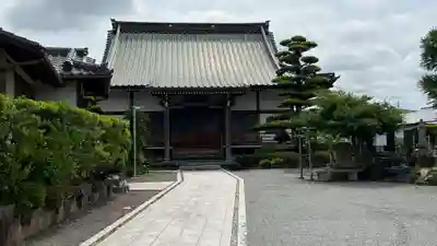 実相寺の本殿・本堂