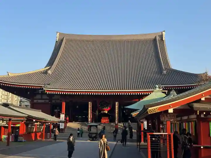 浅草神社の{uncategorized: "未分類", other: "その他", undefined: "問題あり", building: "その他建物", grave: "お墓", sacred_gate: "鳥居", guardian: "狛犬", statue: "像", buddha: "仏像", history: "歴史", nature: "自然", garden: "庭園", animal: "動物", pagoda: "塔", temizu: "手水舎", mountain_gate: "山門・神門", sanctuary: "本殿・本堂", subordinate: "末社・摂社", art: "芸術", scenery: "景色", jizo: "地蔵", ema: "絵馬", goshuin: "御朱印", omikuji: "おみくじ", items: "授与品その他", amulet: "お守り", goshuincho: "御朱印帳", eats: "食事", festival: "お祭り", votive_dance: "神楽", shichigosan: "七五三参", wedding: "結婚式", experience: "体験その他", initially: "初詣", around: "周辺", anti_infection: "感染症対策"}