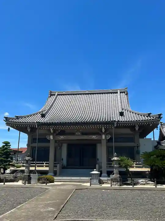 泰岳寺の本殿・本堂