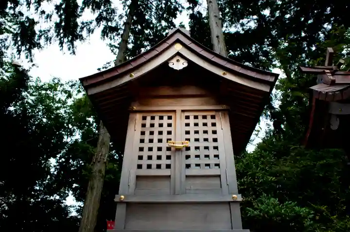 亀ケ池八幡宮の末社・摂社