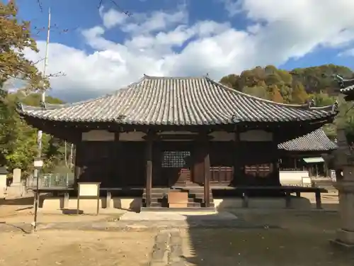 本蓮寺の本殿