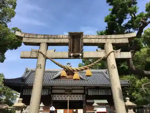 止止呂支比売命神社の鳥居