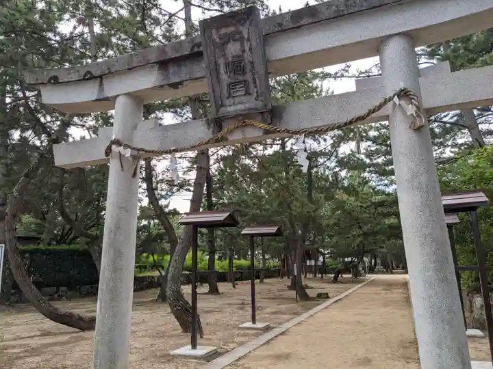 石清水神社の鳥居