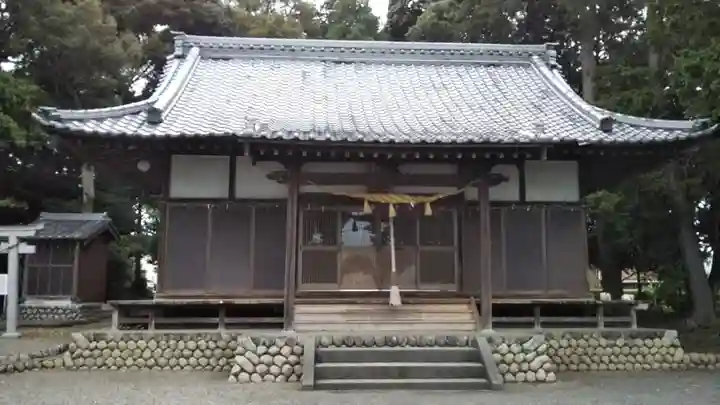 八幡神社の本殿・本堂