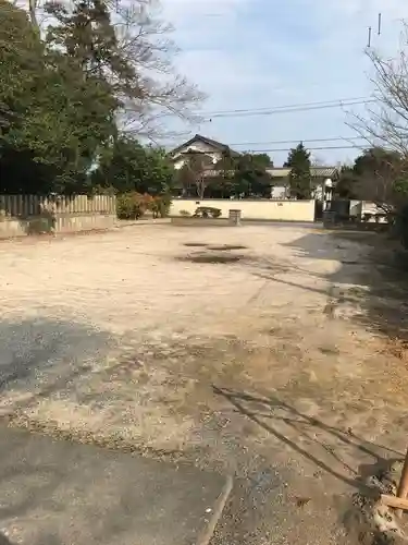 餘子神社の建物その他