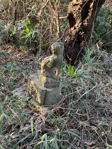 稲荷神社(蛭畑)の狛犬