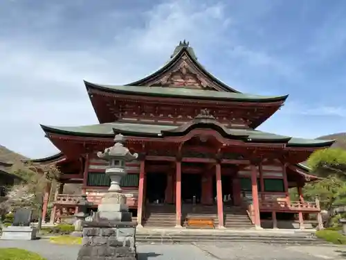 甲斐善光寺の本殿