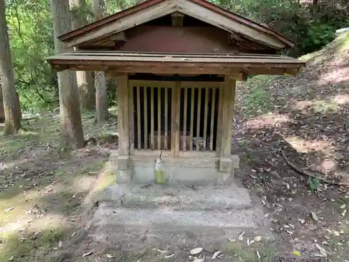 熊野神社の末社