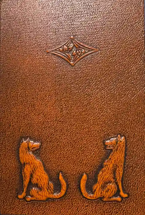 三峯神社の{uncategorized: "未分類", other: "その他", undefined: "問題あり", building: "その他建物", grave: "お墓", sacred_gate: "鳥居", guardian: "狛犬", statue: "像", buddha: "仏像", history: "歴史", nature: "自然", garden: "庭園", animal: "動物", pagoda: "塔", temizu: "手水舎", mountain_gate: "山門・神門", sanctuary: "本殿・本堂", subordinate: "末社・摂社", art: "芸術", scenery: "景色", jizo: "地蔵", ema: "絵馬", goshuin: "御朱印", omikuji: "おみくじ", items: "授与品その他", amulet: "お守り", goshuincho: "御朱印帳", eats: "食事", festival: "お祭り", votive_dance: "神楽", shichigosan: "七五三参", wedding: "結婚式", experience: "体験その他", initially: "初詣", around: "周辺", anti_infection: "感染症対策"}