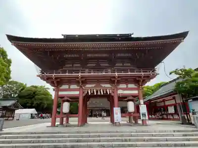 津島神社の山門・神門