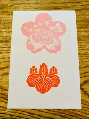 ③ 薄めの優しい色