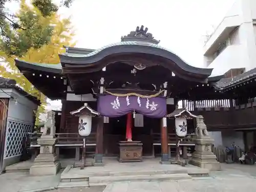 比賣許曾神社の本殿