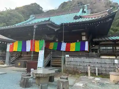 青蓮寺の{uncategorized: "未分類", other: "その他", undefined: "問題あり", building: "その他建物", grave: "お墓", sacred_gate: "鳥居", guardian: "狛犬", statue: "像", buddha: "仏像", history: "歴史", nature: "自然", garden: "庭園", animal: "動物", pagoda: "塔", temizu: "手水舎", mountain_gate: "山門・神門", sanctuary: "本殿・本堂", subordinate: "末社・摂社", art: "芸術", scenery: "景色", jizo: "地蔵", ema: "絵馬", goshuin: "御朱印", omikuji: "おみくじ", items: "授与品その他", amulet: "お守り", goshuincho: "御朱印帳", eats: "食事", festival: "お祭り", votive_dance: "神楽", shichigosan: "七五三参", wedding: "結婚式", experience: "体験その他", initially: "初詣", around: "周辺", anti_infection: "感染症対策"}