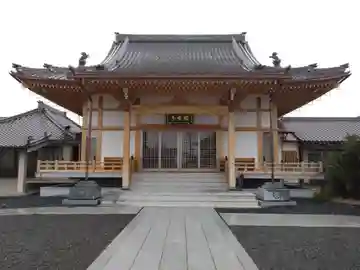 菩提寺の本殿・本堂
