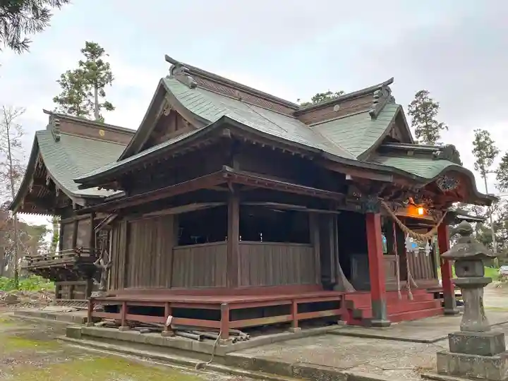 飽富神社の本殿・本堂