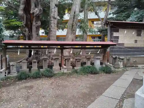 前原御嶽神社の末社