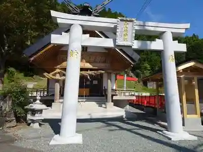 白山姫神社の鳥居