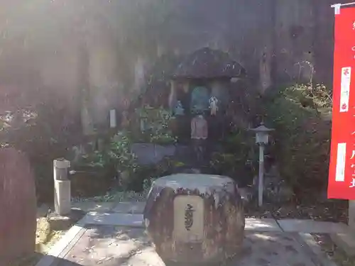 神崎寺の像