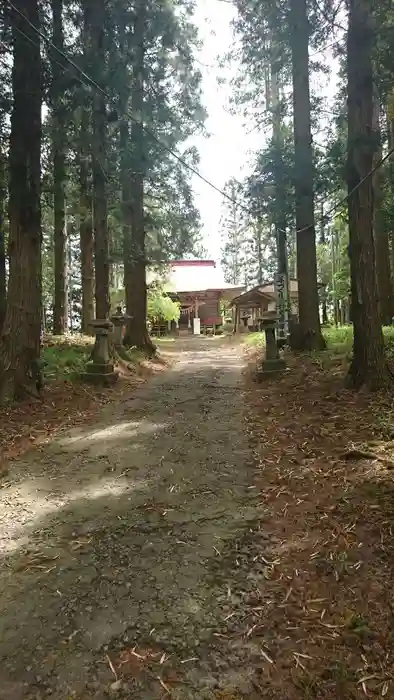 八幡神社の建物その他