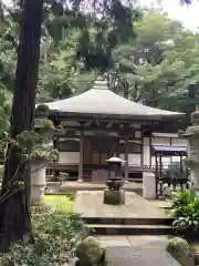 三寳寺の本殿