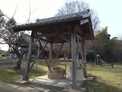 神明社(三丸渕三段割)の手水舎