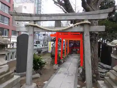 千種稲荷神社の鳥居